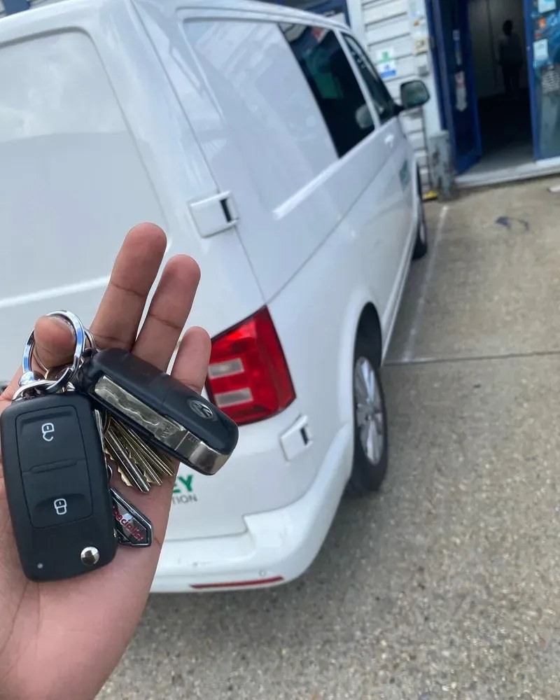 Volkswagen Transporter key coded on site by a mobile auto locksmith